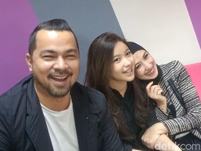 Sultan Djorgi dan keluarga saat ditemui di kawasan Jakarta Selatan.