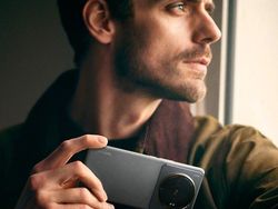 Wujud Xiaomi 12S Ultra, HP Rp 13 Jutaan Berkamera Leica Spek Dewa