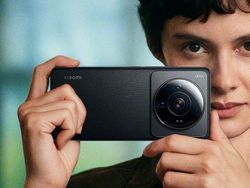 Wujud Xiaomi 12S Ultra, HP Rp 13 Jutaan Berkamera Leica Spek Dewa