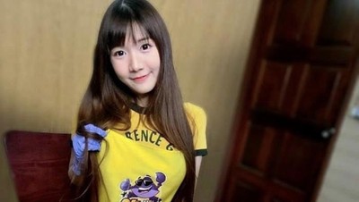 10 Aksi Netizen Makan Tokek Hidup hingga Sate Babi, Berujung Tewas!