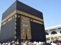 Begini Proses Pencucian Kakbah, Ternyata Pakai Air Zamzam