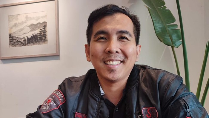 Ardhariksa Zukhruf Kurniullah pencipta aplikasi gurumerdeka.id