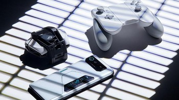 1. Asus ROG Phone 6 Pro dengan skor 1.114.647. Foto: Asus