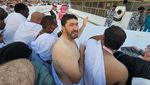 Bawa Gerobak, Jemaah Asal Inggris ini Tempuh 11 Bulan Perjalanan ke Mekkah