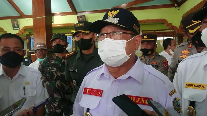 Bupati Tulungagung Maryoto Birowo