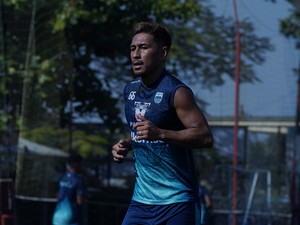 Daisuke Sato sang Penerus Omid Nazari di Persib