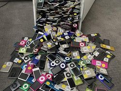 Potret Benda Koleksi Paling Unik yang Diposting Netizen di Medsos