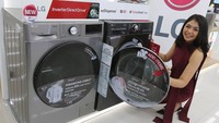 Mengenai pembersihan pakaian dari berbagai noda, keberadaan TurboWash 360, membuat deterjen dapat merasuk hingga ke serat halus pakaian. Sehingga melepaskan berbagai noda yang melekat di pakaian. Teknologi istimewa ini membuat proses pembersihan hanya perlu waktu 39 menit. Soal higienitas, juga terbilang cukup bagus. Dengan fitur Steam+ yang merupakan pengembangan dari teknologi pembersihan dengan uap air dari LG sebelumnya, memiliki kemampuan mencapai suhu 75 derajat Celcius dan mempertahankannya selama beberapa waktu sepanjang pembersihan.