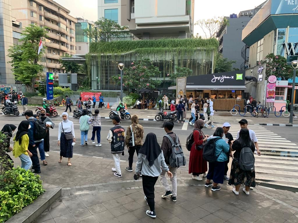 Kondisi taman Dukuh Atas, Jakarta, Rabu (6/7/2022).