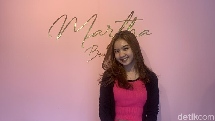 Lucy Martha, owner Martha Beauty Bar