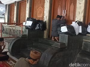 Melihat Tradisi Ganti Luwur Makam Sunan Kalijaga di Demak