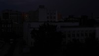 Tak ada aktivitas warga di malam yang gelap tersebut.