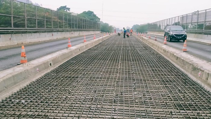 Pemeliharaan tol Jagorawi (Dok Jasa Marga)