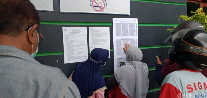 Pengumuman PPDB di SMPN 1 Klaten, Rabu (6/72022).