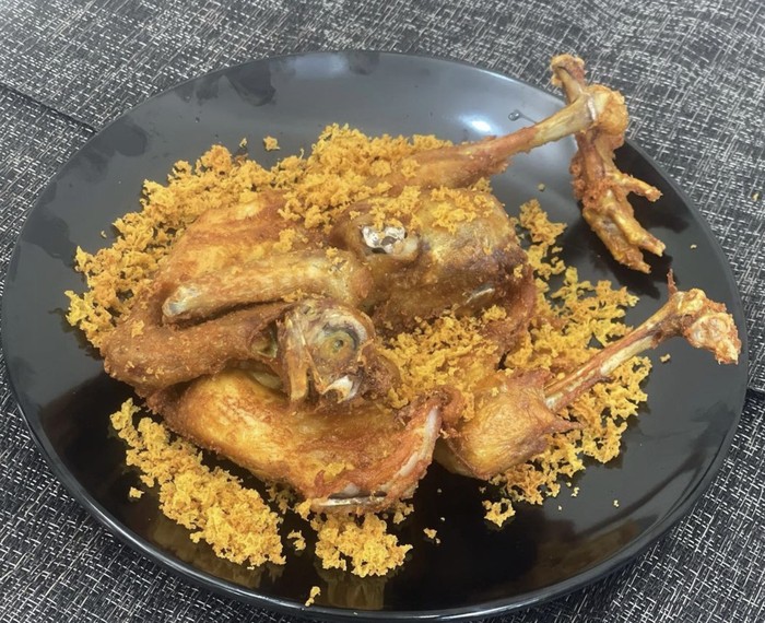 Pertama Kali Dibuat Mbok Berek, Ayam Goreng Kalasan Kini Jadi Favorit