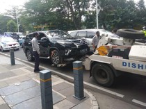 Video Parkir Liar Senopati Ditertibkan, Mobil Mewah Jangan Ngerasa Kebal