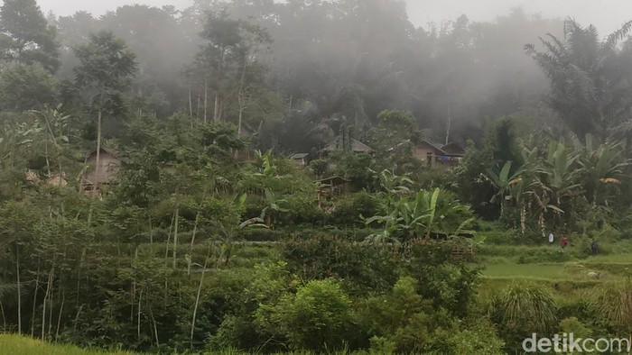 Potret Kampung Adat Miduana yang masih terjaga tradisi dan kebudayaannya