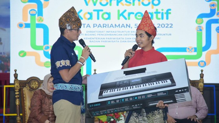 Sandiaga Uno