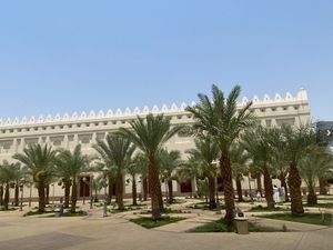 Suasana Masjid Bir Ali, Tempat Miqat Jamaah Haji Indonesia dari Madinah