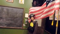 Saat ini kepolisian Highland Park telah menangkap Robert E Crimo III.