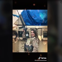 Thalita dikenal sebagai sosok yang inspiratif. Sebelum ikut perang, Thalita berprofesi sebagai model dan aktris di masa mudanya. Setelah tak aktif di dunia hiburan, ia kuliah di jurusan hukum dan aktif dalam berbagai aksi amal, termasuk penyelamatan binatang.Foto: TikTok Thalita do Valle