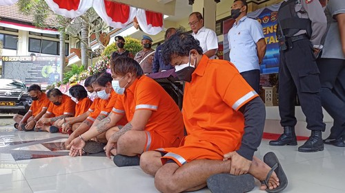 Tujuh dari sepuluh pelaku narkotika yang ditangkap Satuan Reserse Narkoba (Satresnarkoba) Polres Tabanan dari akhir Mei hingga Juni 2022 dijajarkan pada Rabu (6/7/2022).