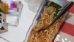 10 Wadah Nyeleneh untuk Masak Mie Instan Ini Bikin Ngakak