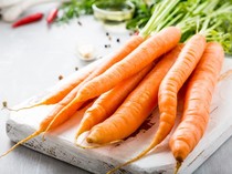 6 Efek Kebanyakan Makan Wortel buat Kesehatan, Coba Simak Dulu!