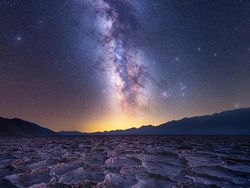 Karya Menakjubkan dan Spektakuler Finalis Kontes Foto Astronomi