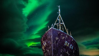 Aurora Borealis di Islandia - karya Carl Gallagher. Foto: Astronomy Photographer of the Year