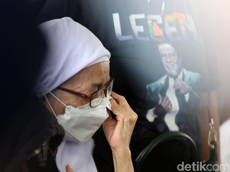 Selamat Jalan Bob Tutupoly!