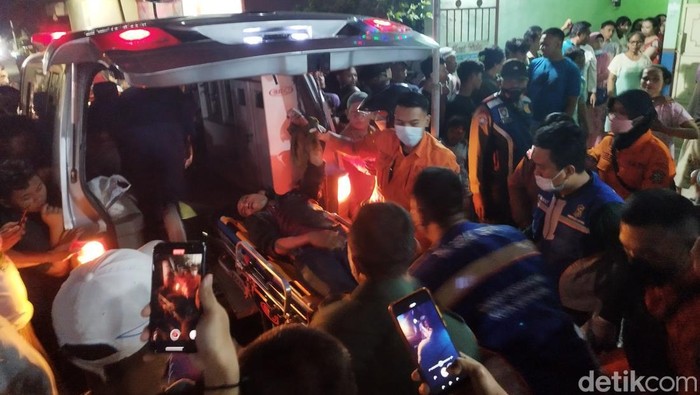 bunuh diri di surabaya