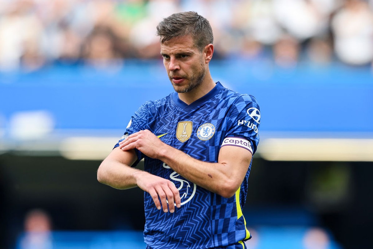 Barcelona Sabar Menanti Cesar Azpilicueta (Getty Images)