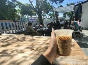 Estetik! Kafe di Garut Ini Berdiri di Rumah Zaman Belanda