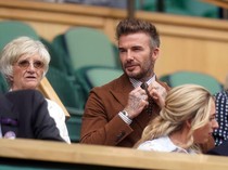 Cool Abis! Ini Gaya David Beckham Saat Nonton Tenis Wimbledon 2022