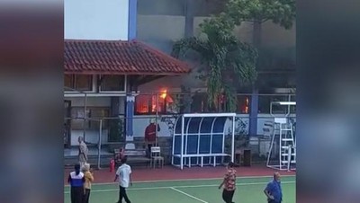 Gosong, Begini Kondisi Ruangan Kampus FKIP UNS Solo Pascakebakaran