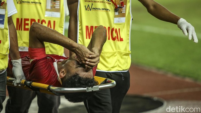 Marselino Ferdinan ditarik keluar saat Timnas Indonesia U-19 melawan Thailand di Stadion Patriot Candrabhaga, Bekasi, Rabu (6/7/2022) malam WIB.