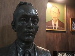 Mengenang Jasa Bapak Postel Indonesia Mas Suharto di Bandung