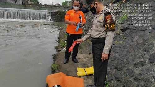 Mayat bayi ditemukan di Tukad Badung, tepatnya dekat Imam Bonjol Residence, Kota Denpasar, Bali, Kamis (7/7/2022).