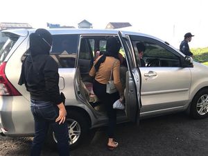 Medina Zein Pernah Tantang Dijemput Polisi Pakai Vellfire, Datangnya Xenia