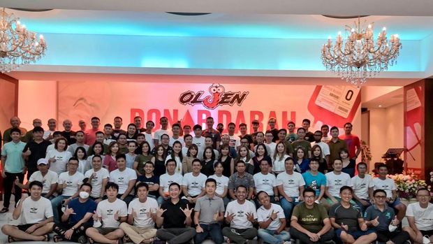 Komunitas Sepeda Road Bike di Makassar Oljen CC rayakan hari jadi yang pertama, Selasa (5/7/2022)