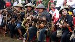 Paguyuban Seni Berpakaian Nyentrik Dukung Erick Thohir Nyapres