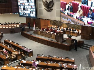 Tutup Masa Sidang DPR, Puan Soroti PMK hingga Legalisasi Ganja Medis