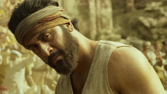 Penampilan Ranbir Kapoor dalam film Shamshera.