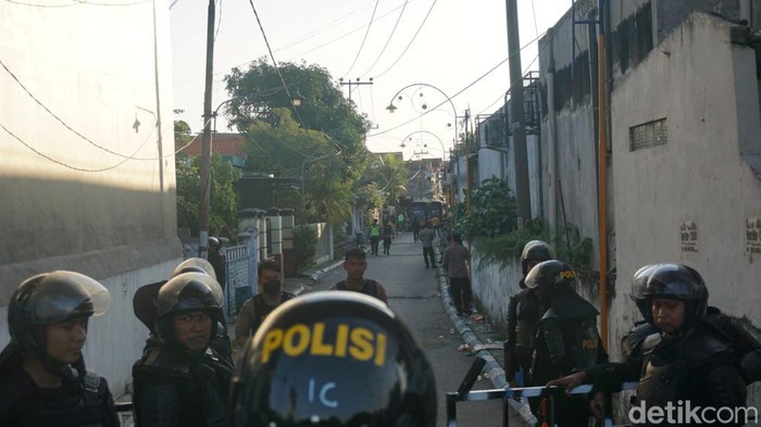 Situasi terkini upaya penangkapan anak kiai Jombang