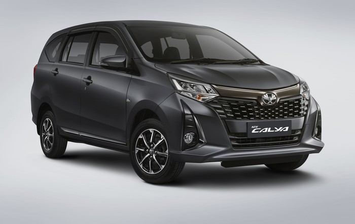 Tampilan terbaru Toyota Calya