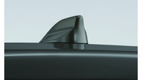Yang baru lagi adalah penggunaan shark fin antenna. (Foto: Dok. Toyota Astra Motor)