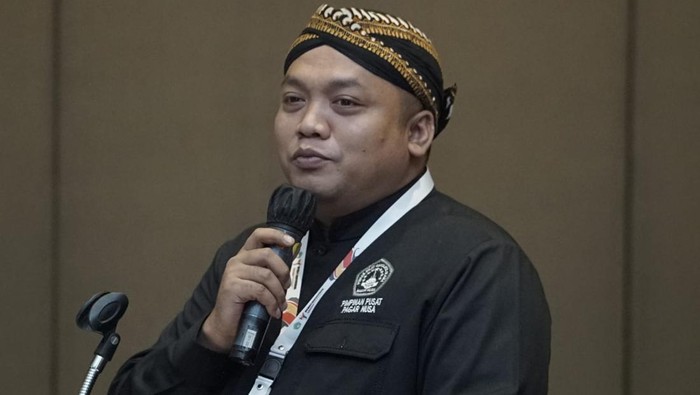 Waketum PBNU Buka Rakernas Pagar Nusa Wakil Ketua Umum Pengurus Besar Nahdlatul Ulama KH. Zulfa Mustofa membuka secara resmi Rapat Kerja Nasional (Rakernas) Pimpinan Pusat Pagar Nusa Nahdlatul Ulama, di Jakarta, Kamis (7/7/2022).