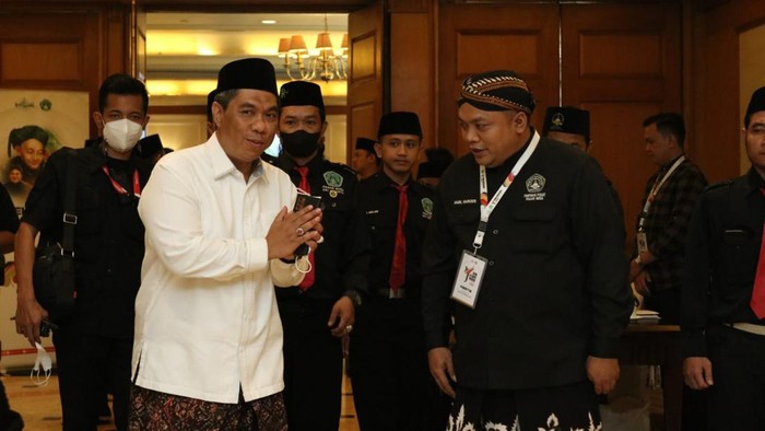 Waketum PBNU Buka Rakernas Pagar Nusa Wakil Ketua Umum Pengurus Besar Nahdlatul Ulama KH. Zulfa Mustofa membuka secara resmi Rapat Kerja Nasional (Rakernas) Pimpinan Pusat Pagar Nusa Nahdlatul Ulama, di Jakarta, Kamis (7/7/2022).