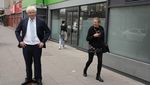 PM Boris Johnson Mundur, Patung Lilinnya Jadi Ajang Foto-foto